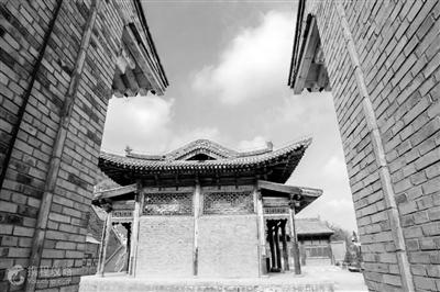 蘭州莊嚴(yán)寺，曾經(jīng)是一位帝王的皇宮內(nèi)苑