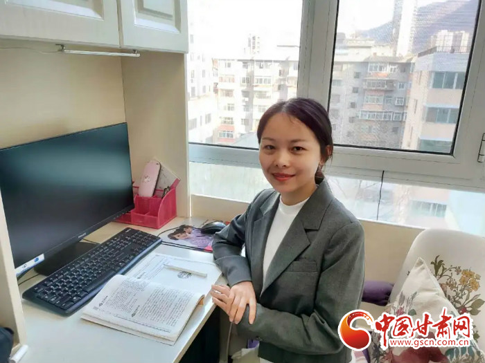 【三八特刊·“疫”線(xiàn)師情】她，顧念每一個(gè)跳動(dòng)的生命