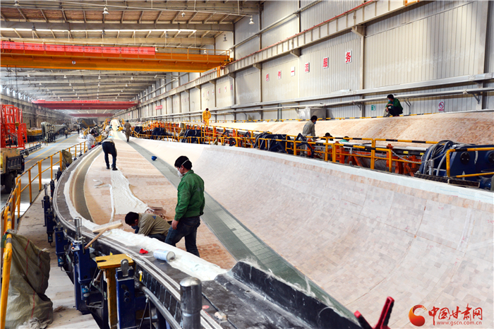 “擰緊”防控閥 打出“組合拳”——玉門市三向發(fā)力推動(dòng)疫情防控、復(fù)工復(fù)產(chǎn)、脫貧攻堅(jiān)齊頭并進(jìn)（圖）