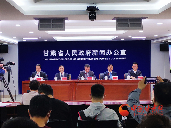 甘肅省多個城市盲道坡道建設率達到90％以上