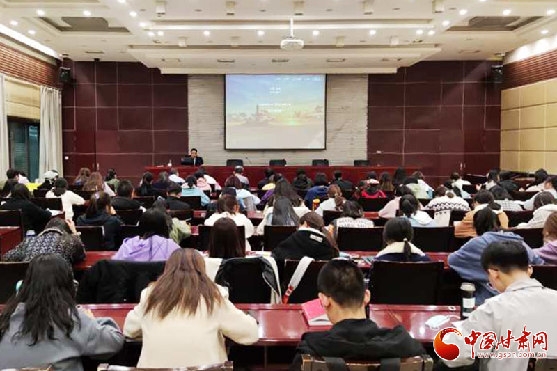 《玉帛之路、青銅之路與“金玉良緣”“金聲玉振”的文化原型》報告會在西北師范大學(xué)舉行