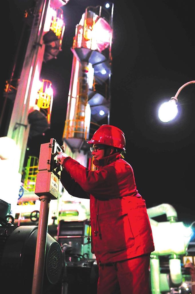 蘭州熱電公司提前開閘送熱鍋爐、管網(wǎng)運(yùn)行狀況良好