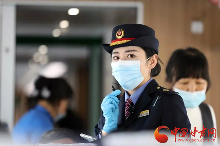 農(nóng)歷小年火車票今起開搶！這些信息你要知道