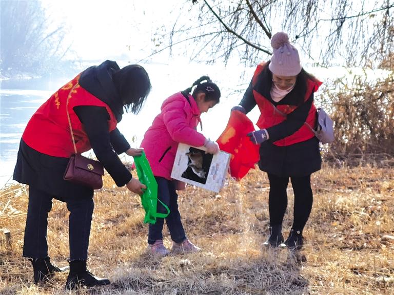 1250公斤冬糧助黃河蘭州段候鳥(niǎo)順利越冬