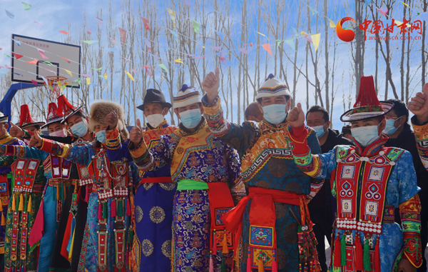 肅南：分紅啦分紅啦！南溝村村民喜領(lǐng)43.3萬元