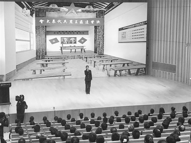 蘭州市開展“學黨史、頌黨恩、跟黨走”紅色文化進校園活動