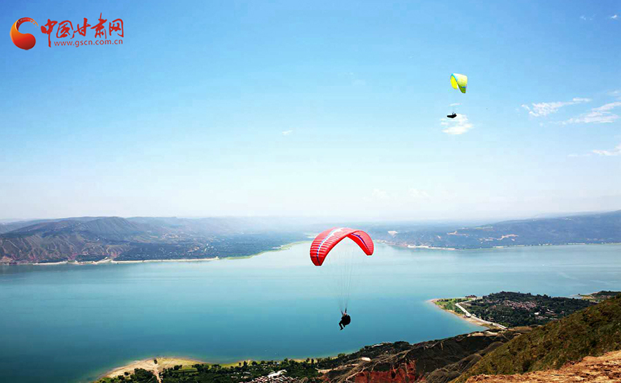 【五一游甘肅】這個(gè)五一，我在宛若游龍繞山行的黃河畔等你