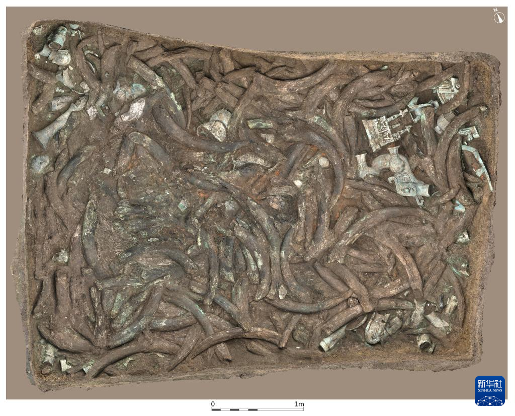 四川廣漢市三星堆商代遺址八號(hào)坑（資料圖）。